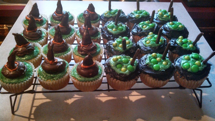 Halloween Cupcakes: Finished Cupcakes